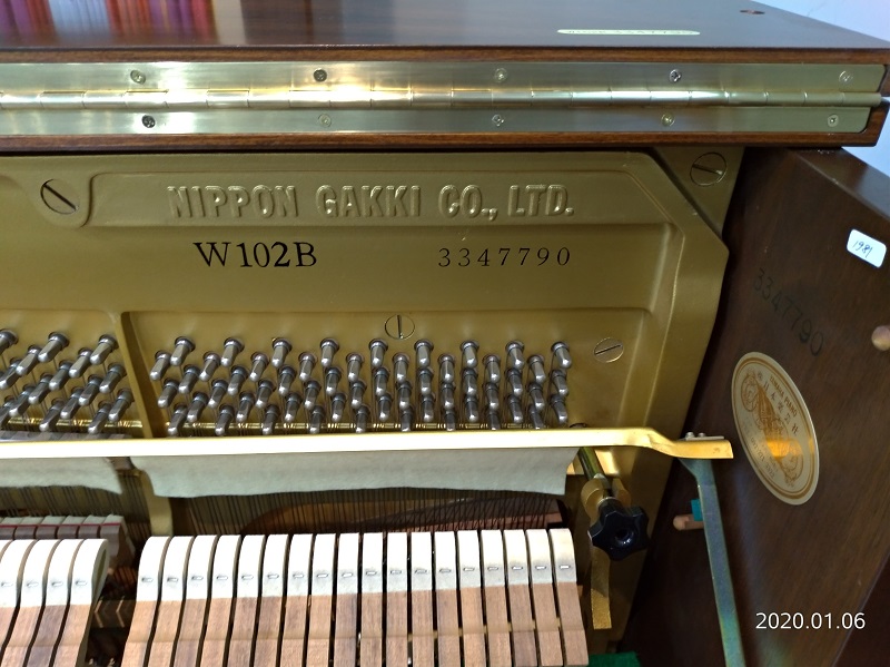 原裝YAMAHA W102B(胡桃木) 4