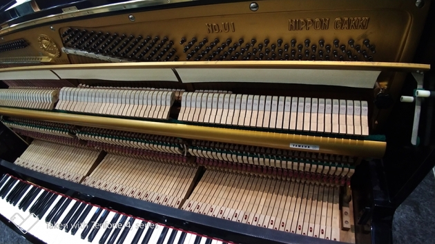 YAMAHA U1E 2