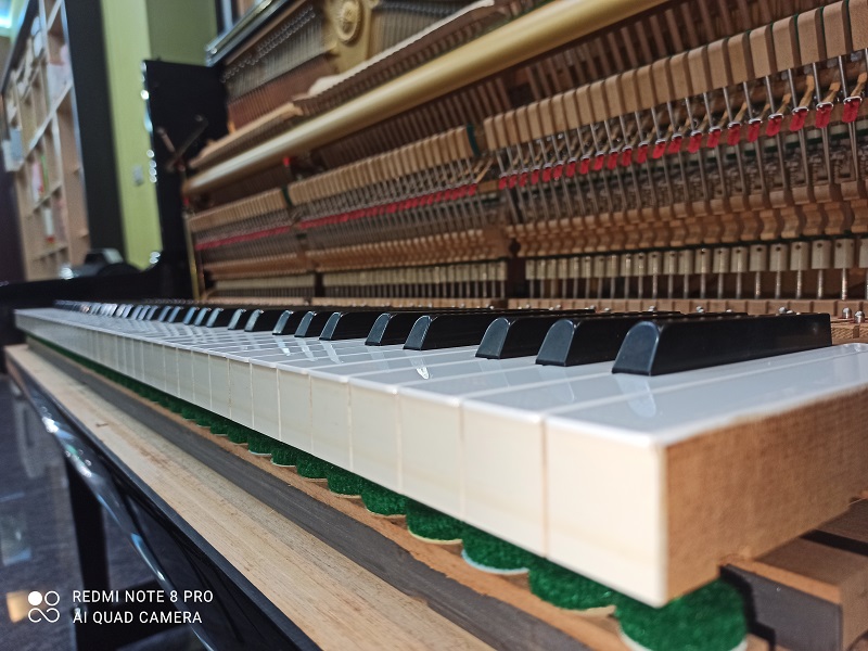 原裝YAMAHA U1A 5
