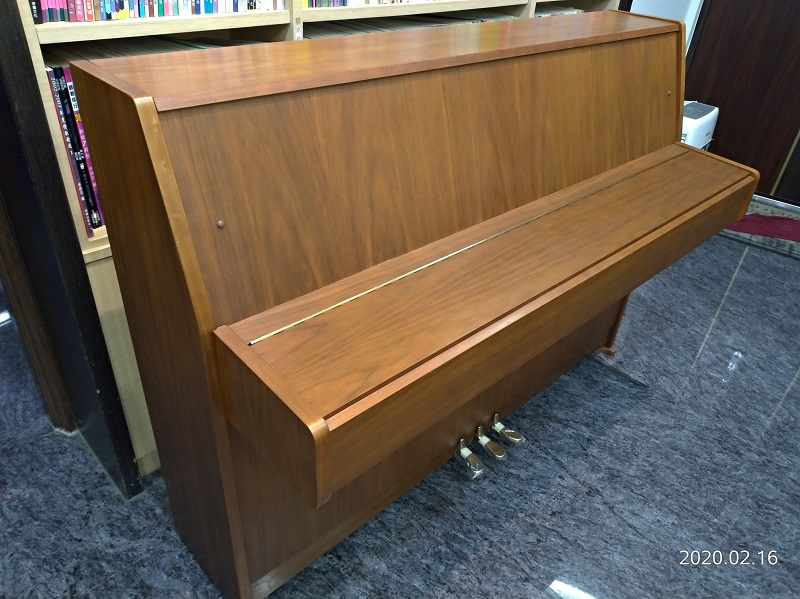 原裝KAWAI CL-4WO(胡桃木) 2