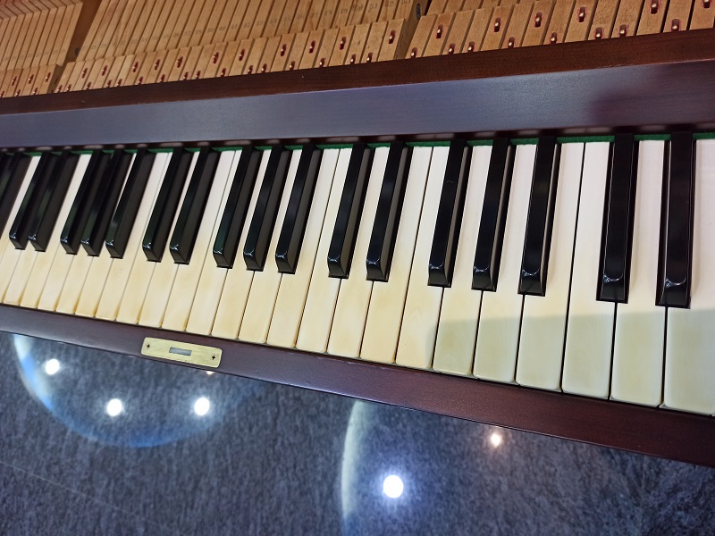 原裝YAMAHA U7A 5
